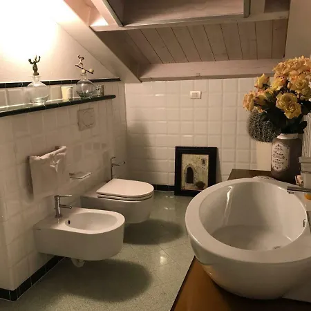 Podesta Guest house *