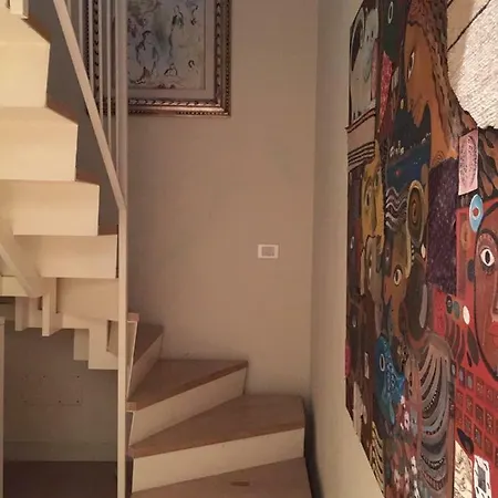 Podesta Guest house *