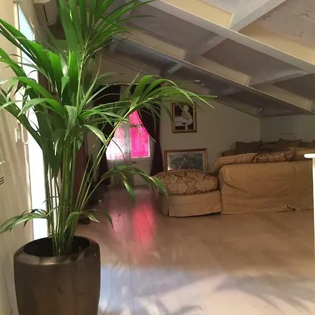 Podesta Guest house
